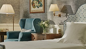 KYNBickley bedroomblue detail lightson 