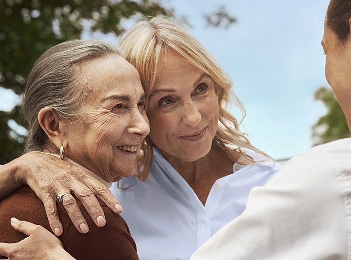 21 Thoughtful Questions to Foster Deeper Connections with Your Older Loved Ones