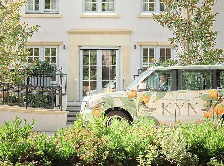 How to Move a Loved One into a Care Home