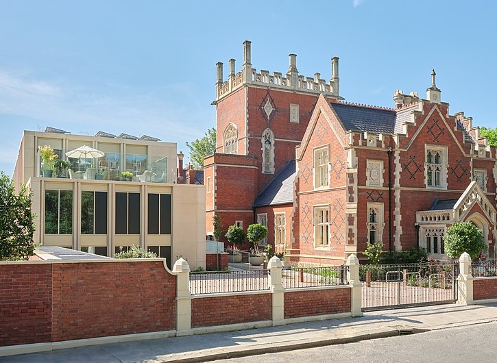 KYN Hurlingham