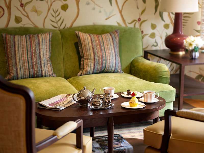 Eating and Drinking Well With Dementia KYN