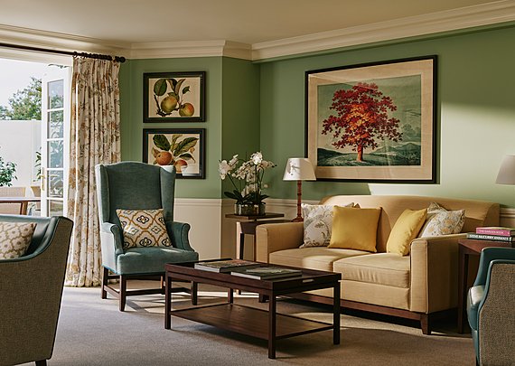 Terrace Lounge